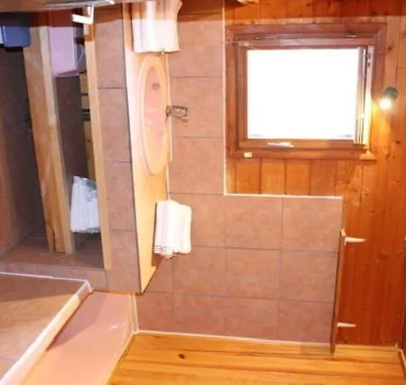 Grand 15 Personnes. Vue Exceptionnelle . Plein Sud Chalet